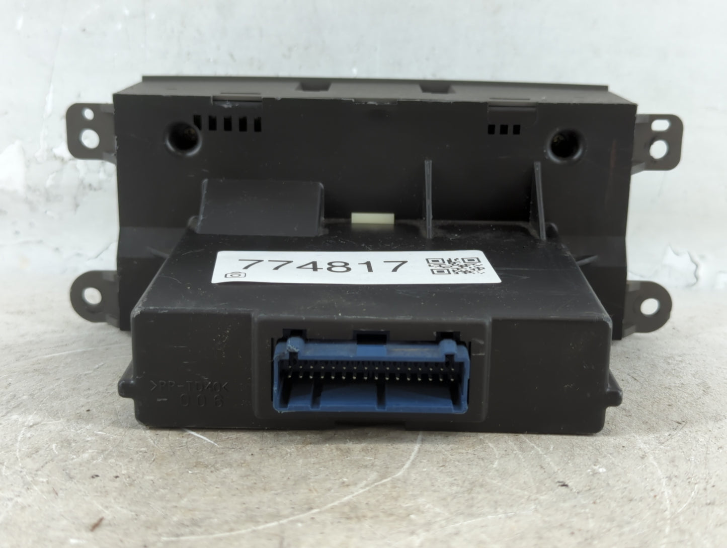 2003 Cadillac Cts Climate Control Module Temperature AC/Heater Replacement P/N:MX237000-0782 25751076 Fits OEM Used Auto Par