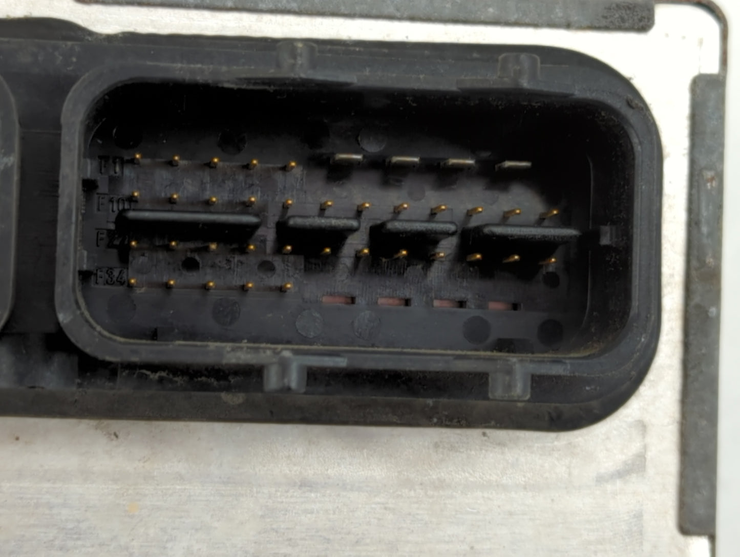 2003-2003 Cadillac Cts Chassis Control Module Ccm Bcm Body Control - Oemusedautoparts1.com
