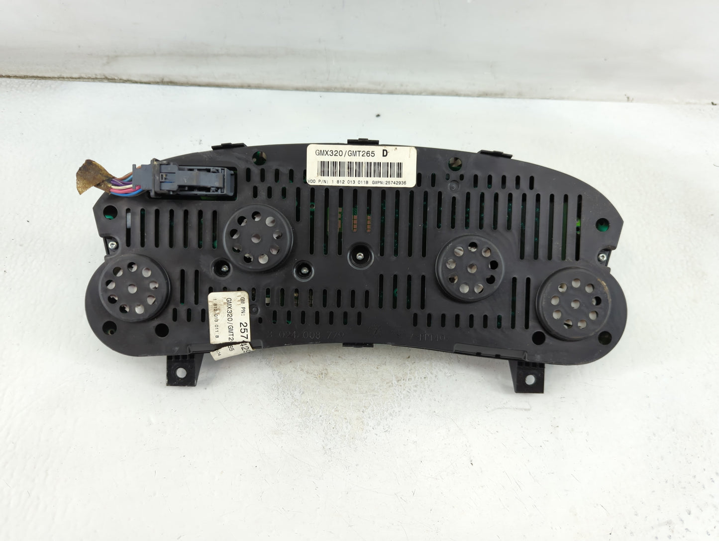 2003 Cadillac Cts Instrument Cluster Speedometer Gauges P/N:1 812 013 011B Fits OEM Used Auto Parts - Oemusedautoparts1.com