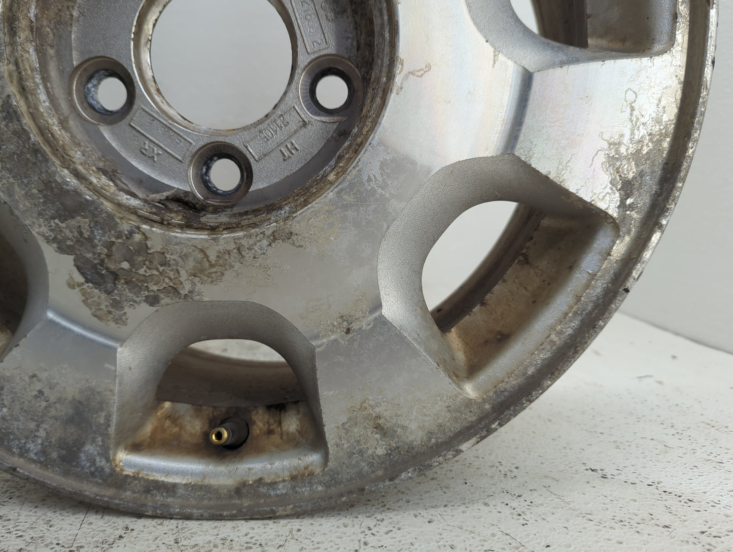 2000-2005 Cadillac Deville Oem Wheel Rim - Oemusedautoparts1.com