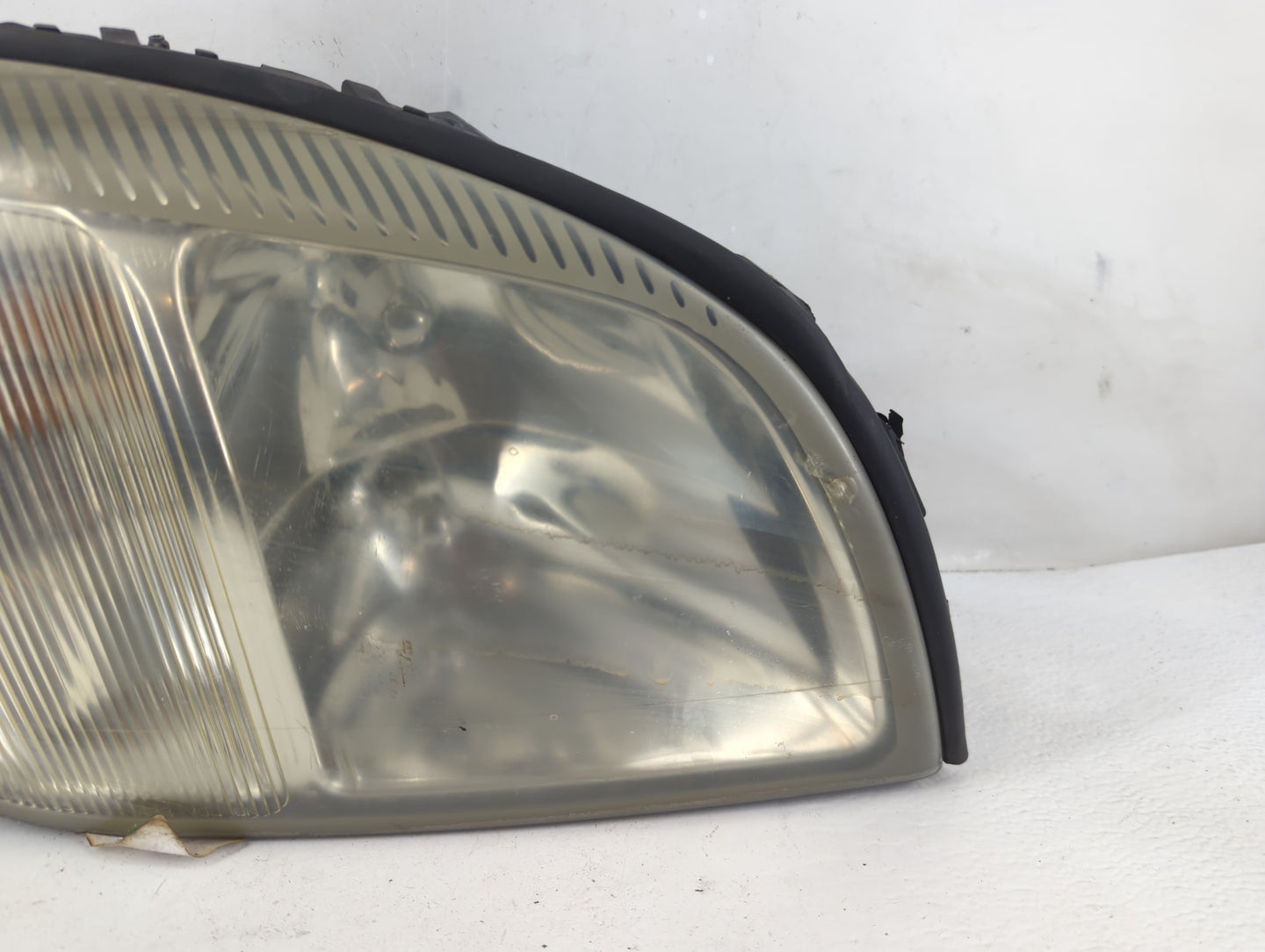 2003 Cadillac Deville Passenger Right Oem Head Light Headlight Lamp - Oemusedautoparts1.com