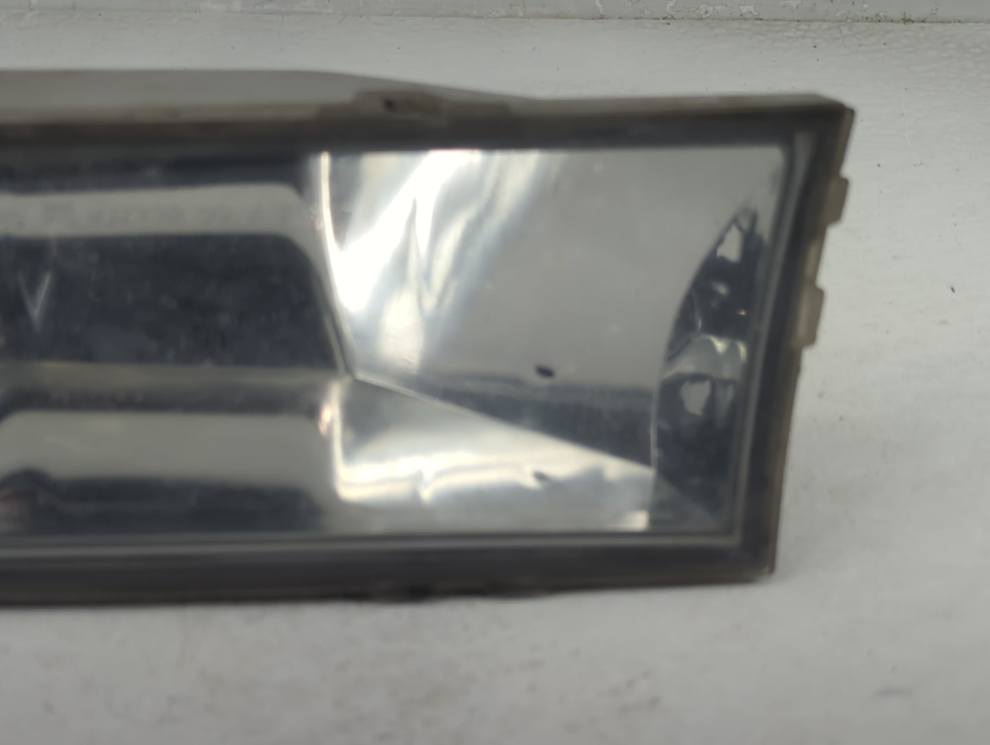 2000-2005 Cadillac Deville Driver Left Oem Front Light Lamp - Oemusedautoparts1.com