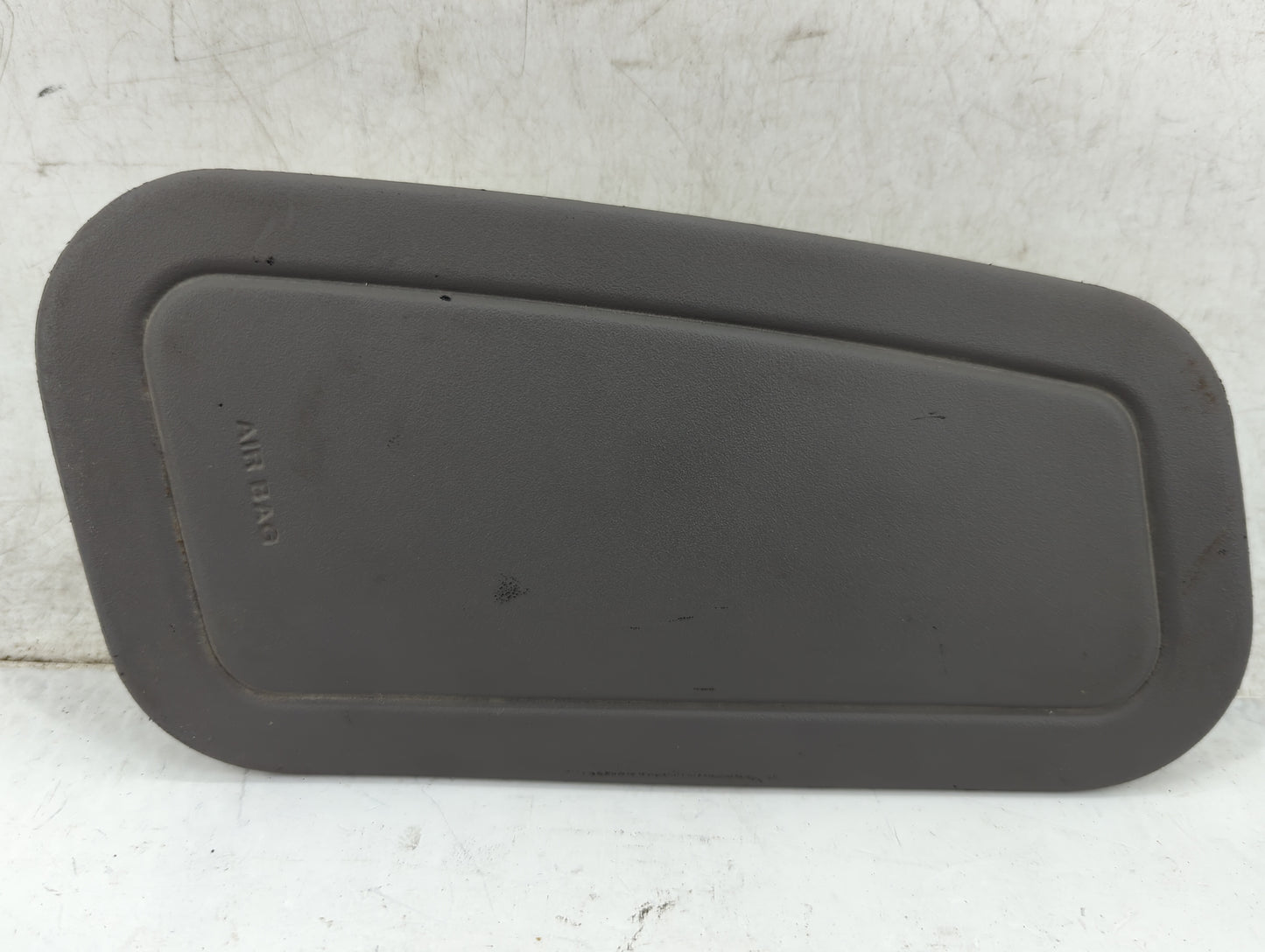 2001-2005 Cadillac Deville Air Bag Driver Left Steering Wheel Mounted Fits Fits 2001 2002 2003 2004 2005 OEM Used Auto Parts