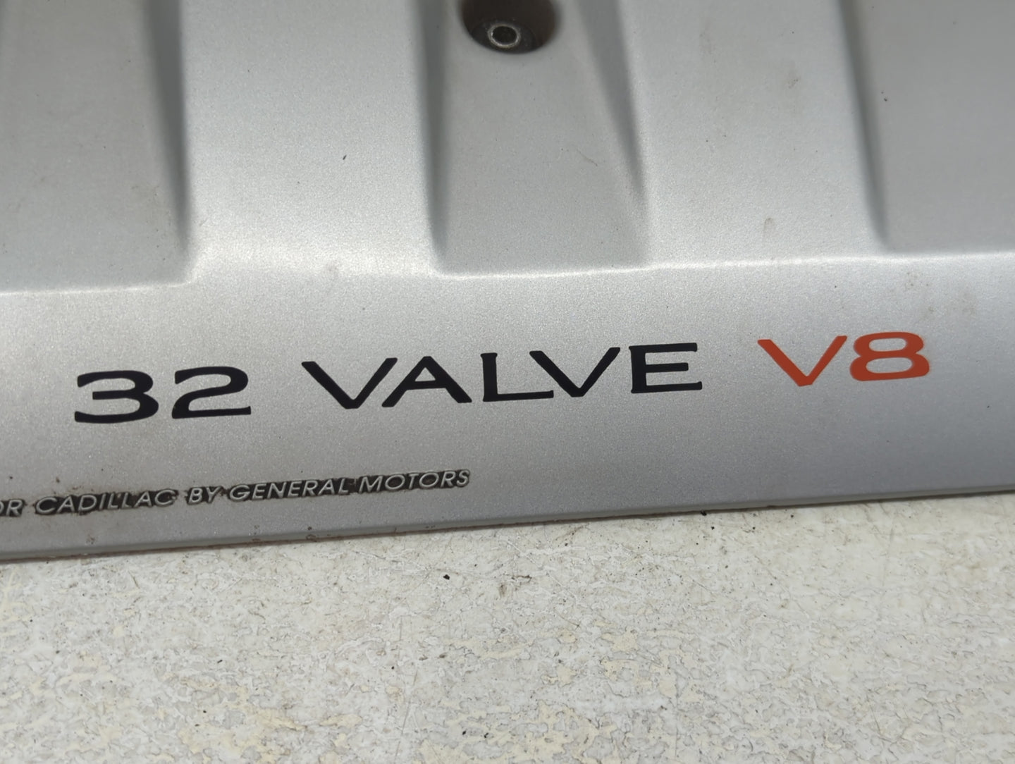 2003 Cadillac Deville Engine Cover - Oemusedautoparts1.com