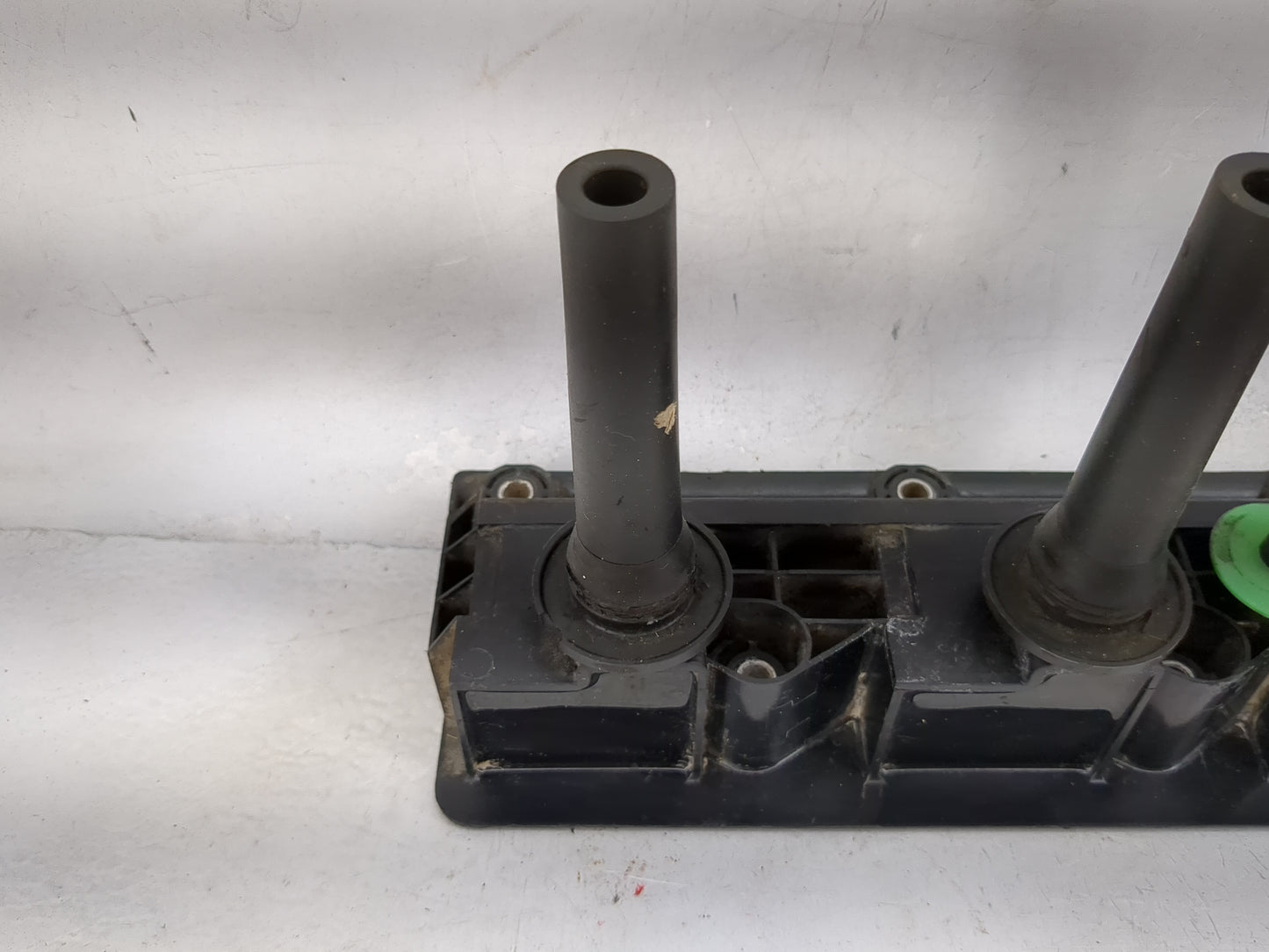 2003 Cadillac Deville Ignition Coil Igniter Pack - Oemusedautoparts1.com