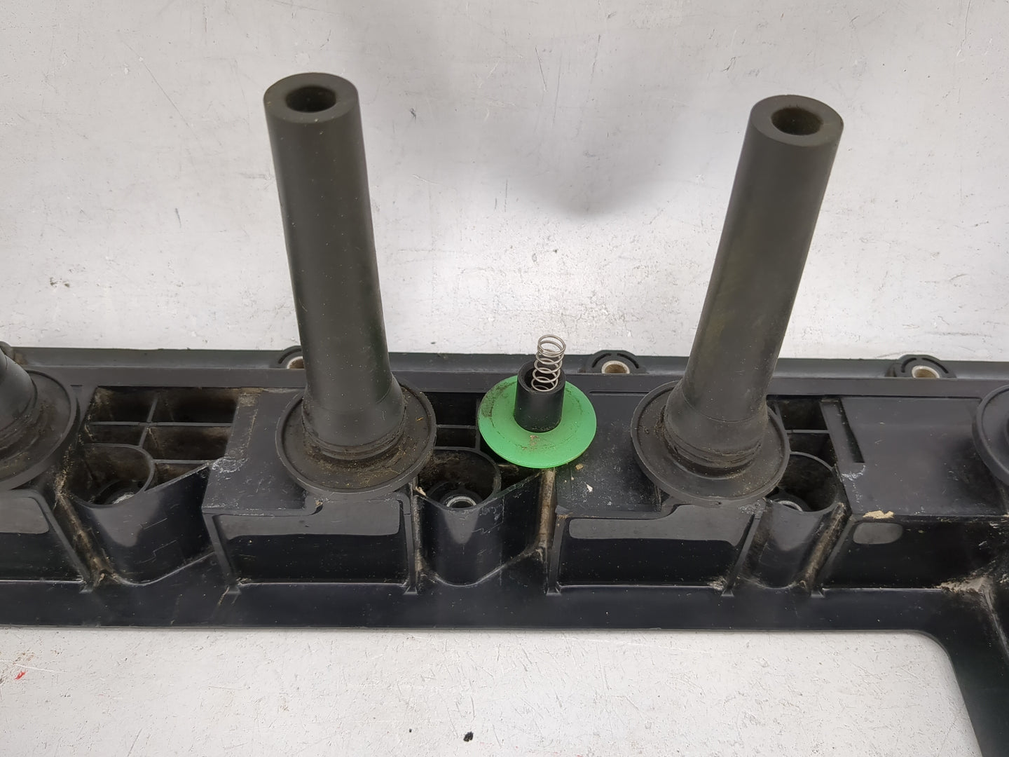 2003 Cadillac Deville Ignition Coil Igniter Pack - Oemusedautoparts1.com
