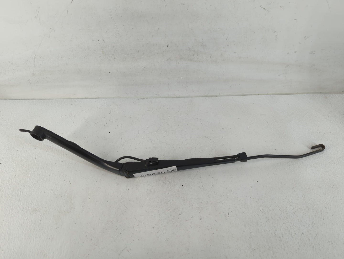 2003 Cadillac Deville Front Drivers Wiper Arm Oem - Oemusedautoparts1.com