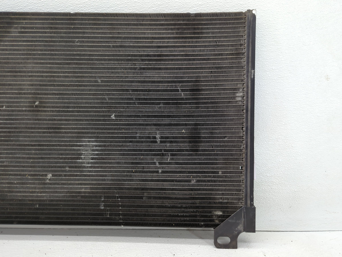 Cadillac Escalade Left Radiator Fan Motor Assembly - Oemusedautoparts1.com