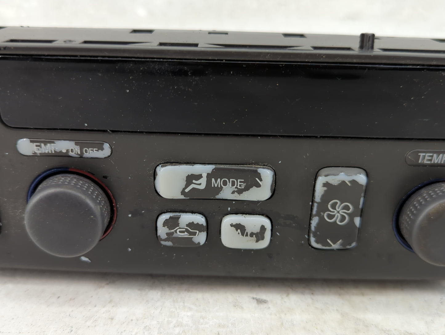 2000-2004 Cadillac Seville Climate Control Module Temperature AC/Heater Replacement P/N:09383026 Fits OEM Used Auto Parts - 