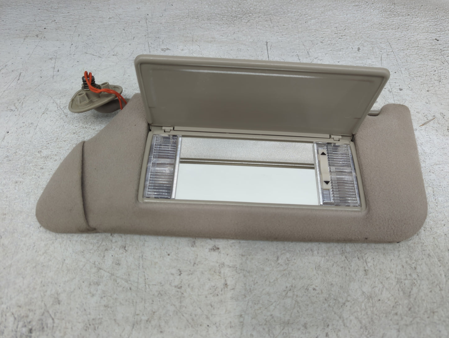 2000-2004 Cadillac Seville Sun Visor Shade Replacement Driver Left Mirror Fits Fits 2000 2001 2002 2003 2004 2005 OEM Used A
