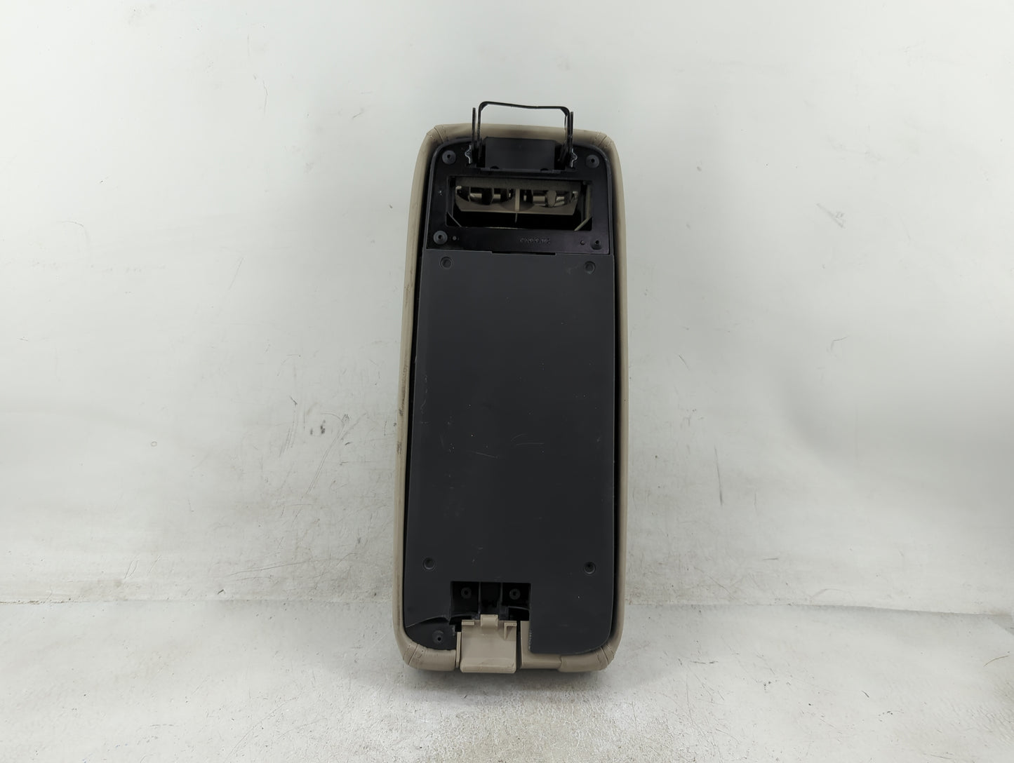 2000-2004 Cadillac Seville Center Console Armrest Cover Lid Fits Fits 2000 2001 2002 2003 2004 2005 OEM Used Auto Parts - Oe
