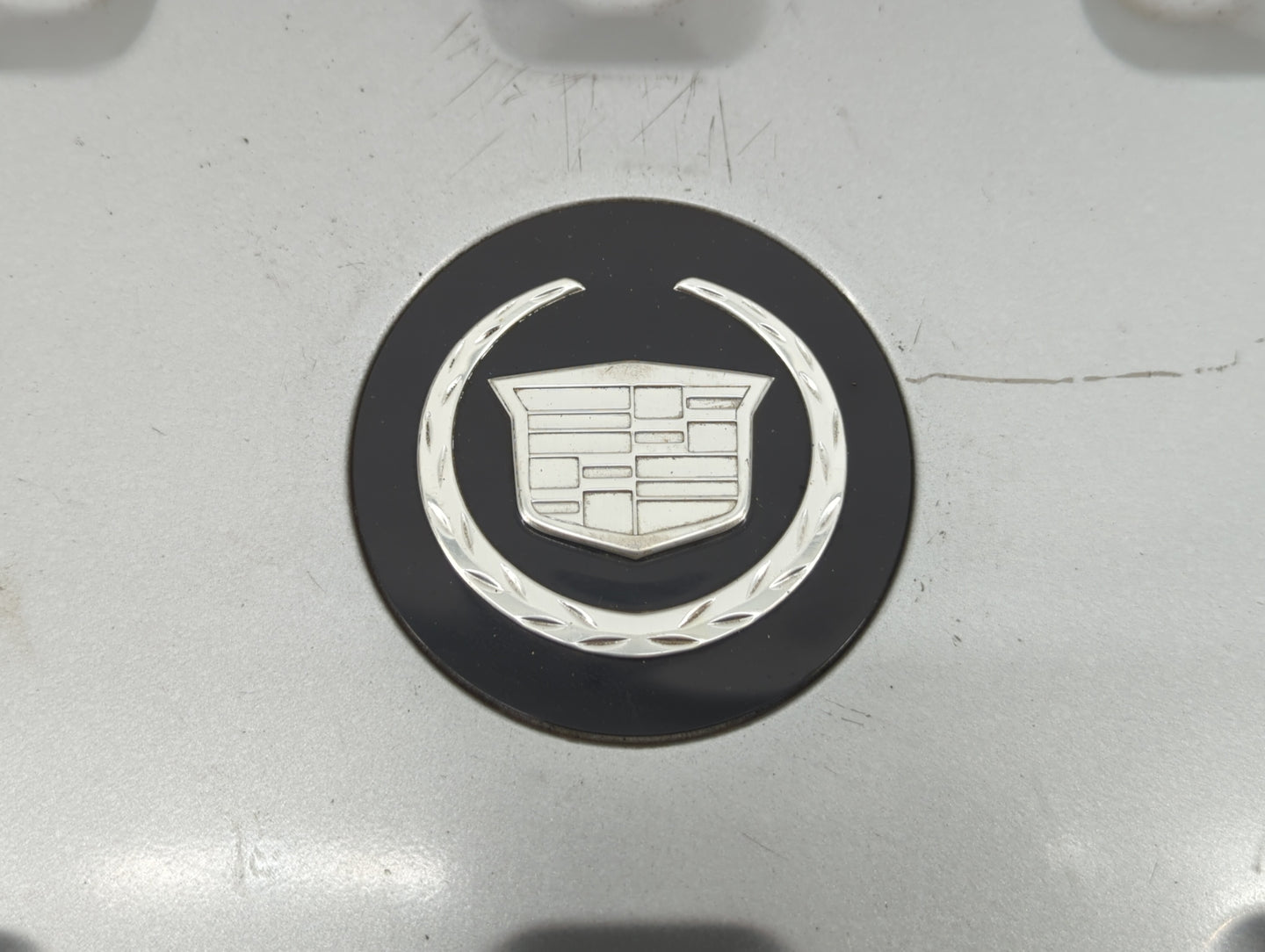 2003 Cadillac Seville Engine Cover - Oemusedautoparts1.com