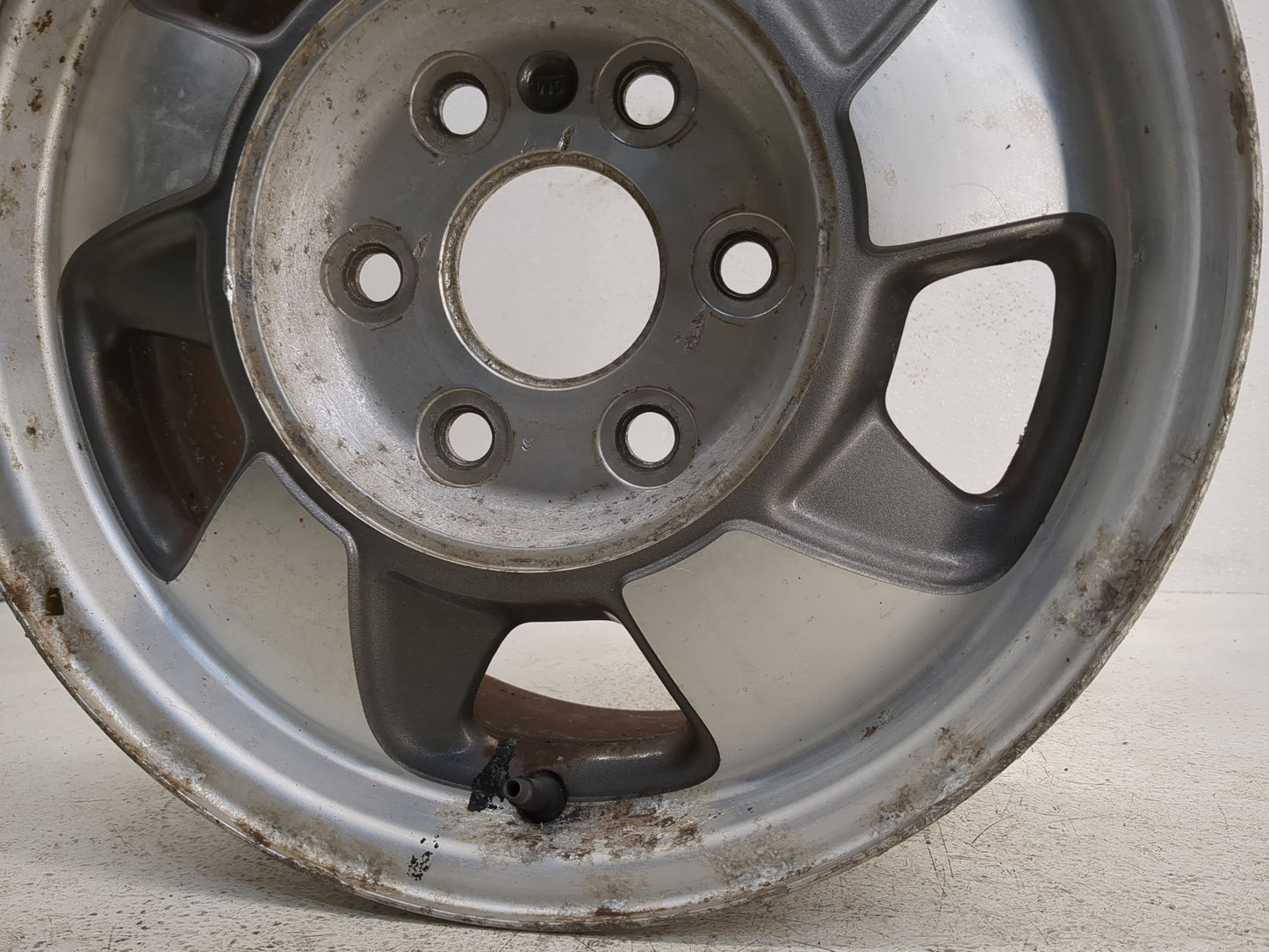 2003-2003 Chevrolet Astro Oem Wheel Rim - Oemusedautoparts1.com