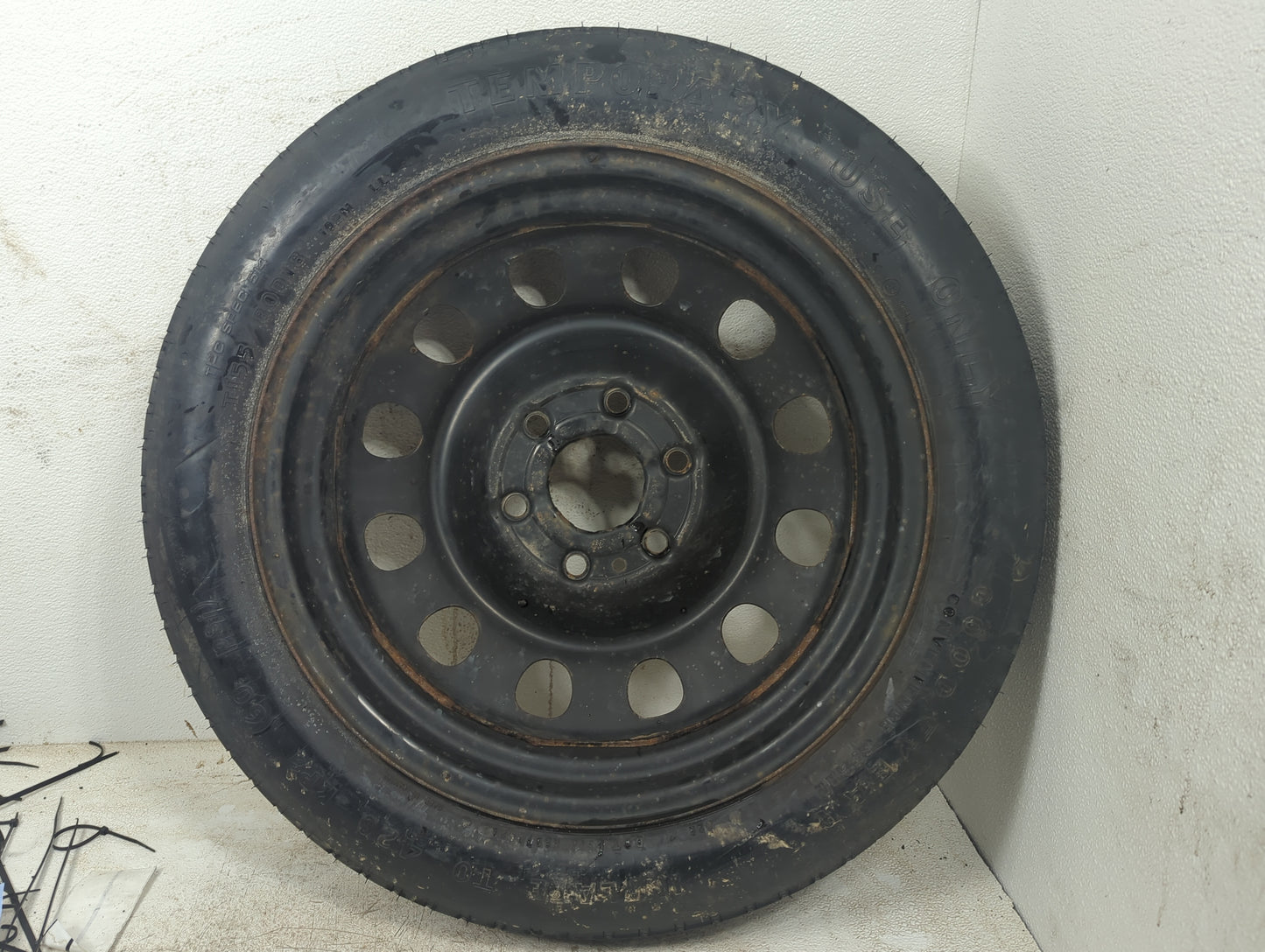 2003-2005 Chevrolet Astro Spare Donut Tire Wheel Rim Oem - Oemusedautoparts1.com