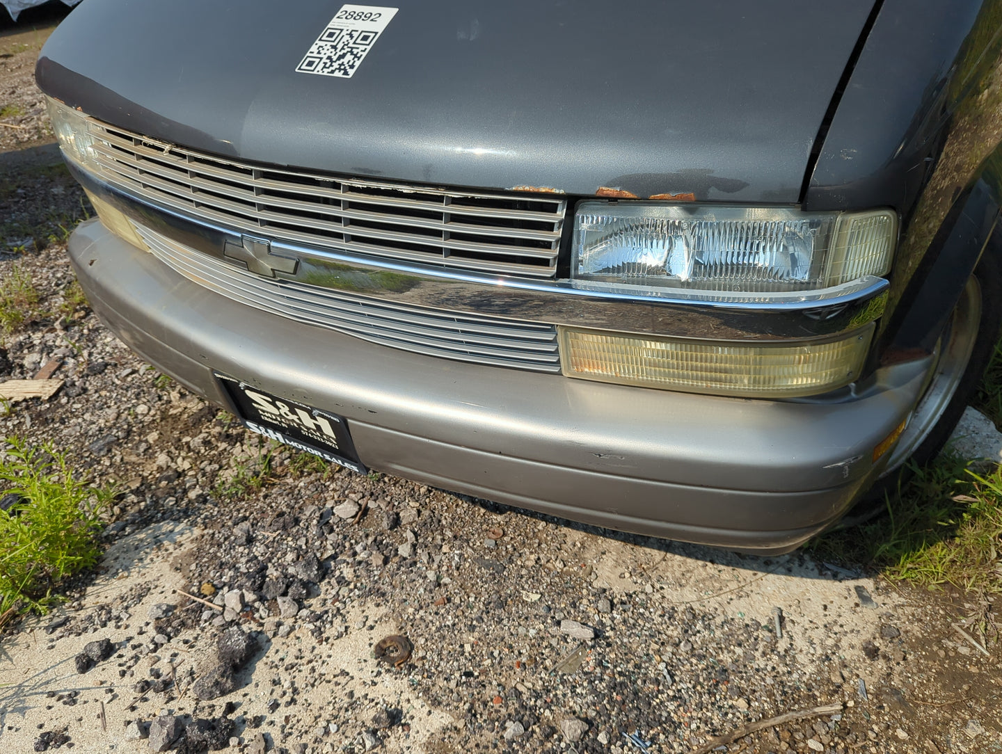 1996-2005 Chevrolet Astro Front Bumper - Oem - Oemusedautoparts1.com