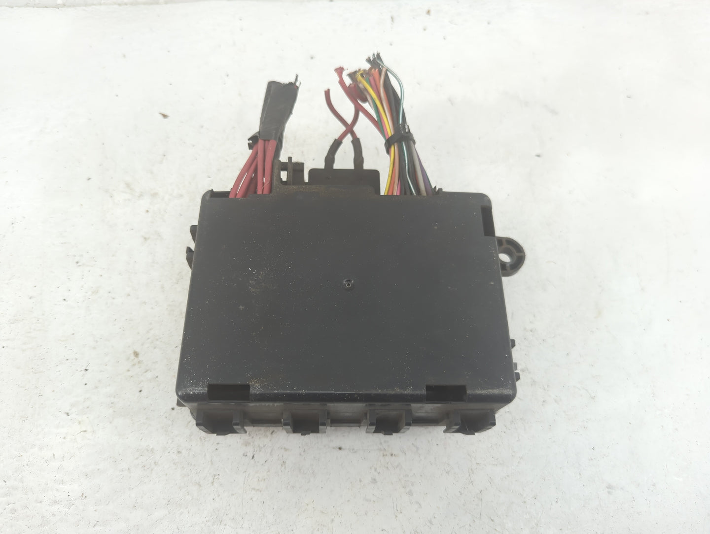 2000-2005 Chevrolet Astro Fusebox Fuse Box Panel Relay Module P/N:12162365-D Fits Fits 2000 2001 2002 2003 2004 2005 OEM Use