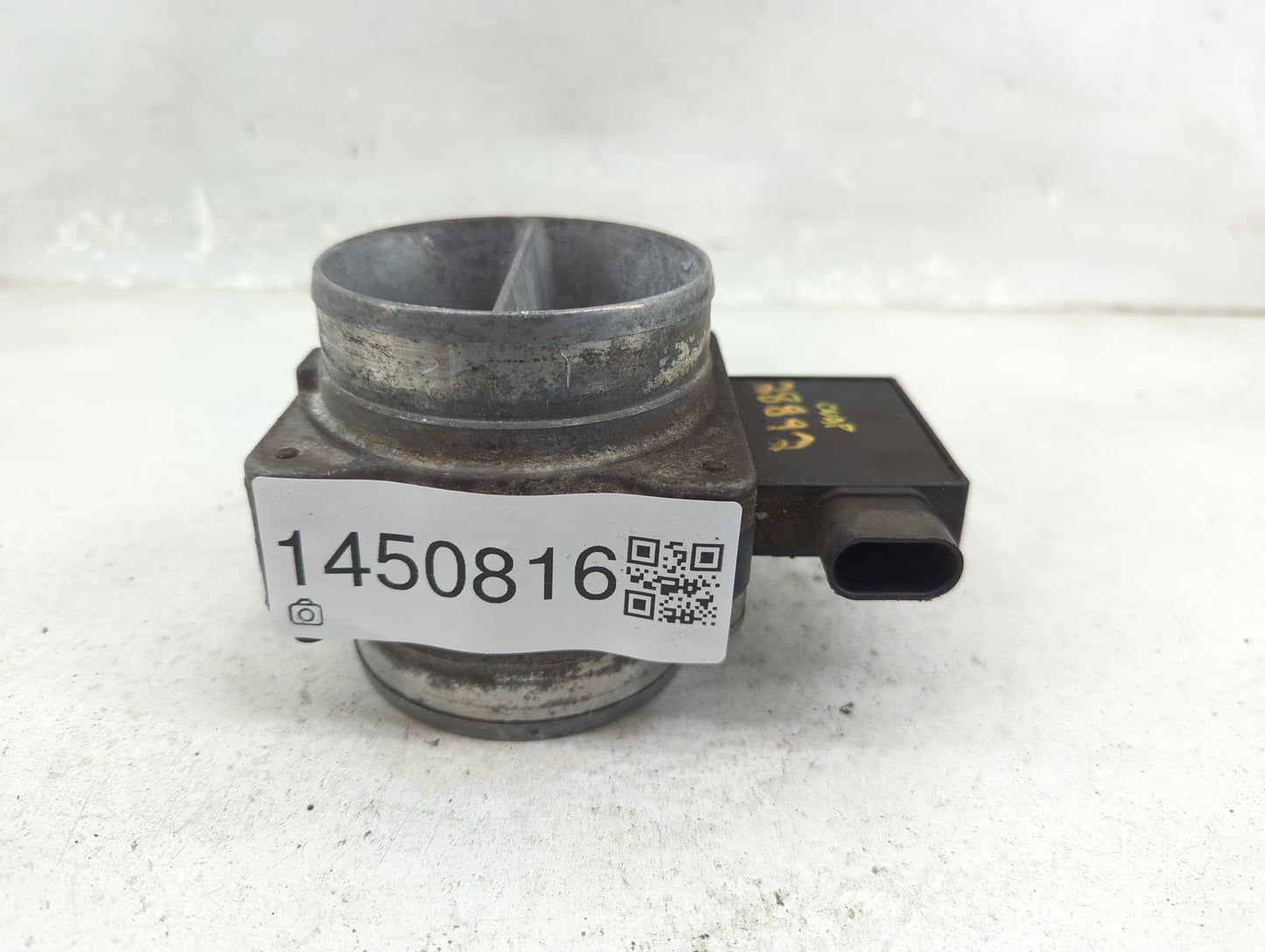 2001-2005 Chevrolet Astro Throttle Body Fits Fits 2001 2002 2003 2004 2005 2006 2007 OEM Used Auto Parts - Oemusedautoparts1