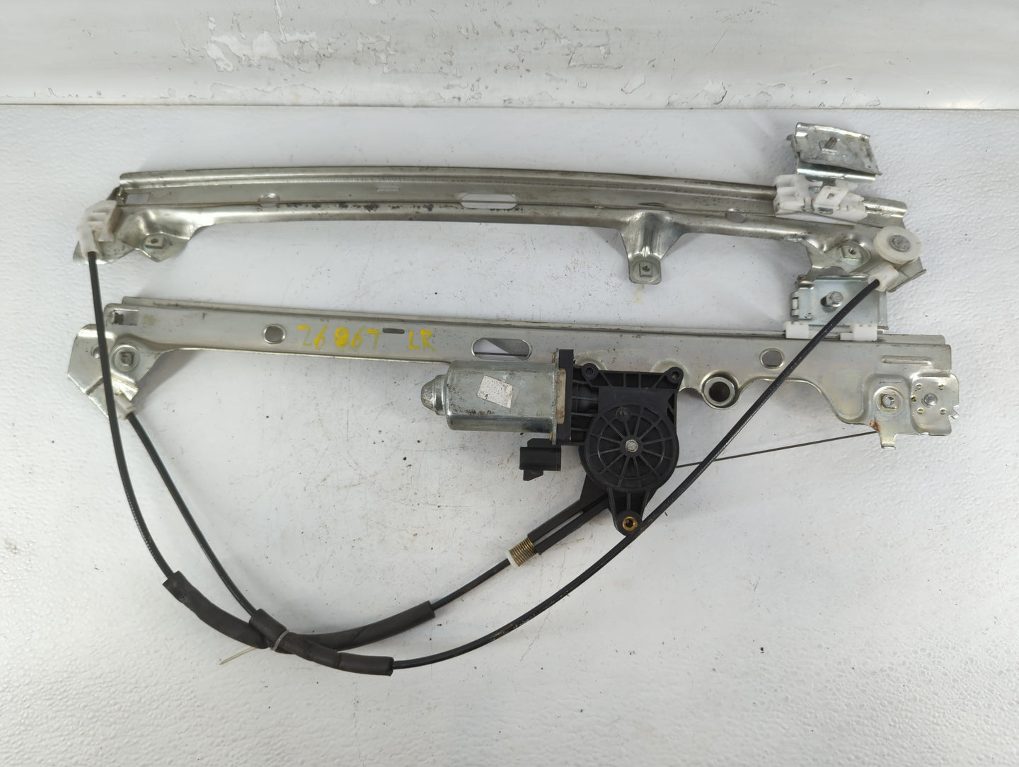 Chevrolet Avalanche Driver Left Rear Window Regulator - Oemusedautoparts1.com
