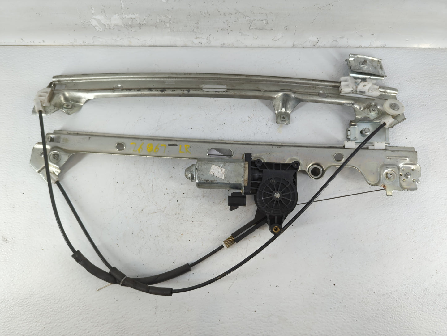 Chevrolet Avalanche Driver Left Rear Window Regulator - Oemusedautoparts1.com