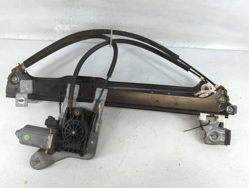 Chevrolet Avalanche Passenger Front Right Power Window Motor - Oemusedautoparts1.com