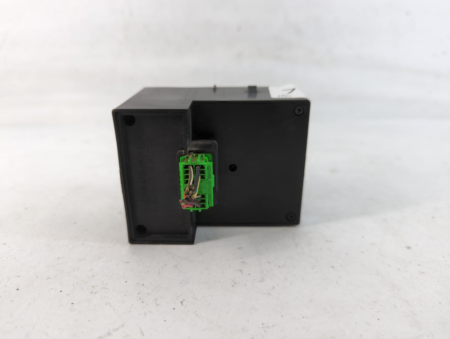 2003 Chevrolet Avalanche Headlight Head Light Switch Lamp Control - Oemusedautoparts1.com