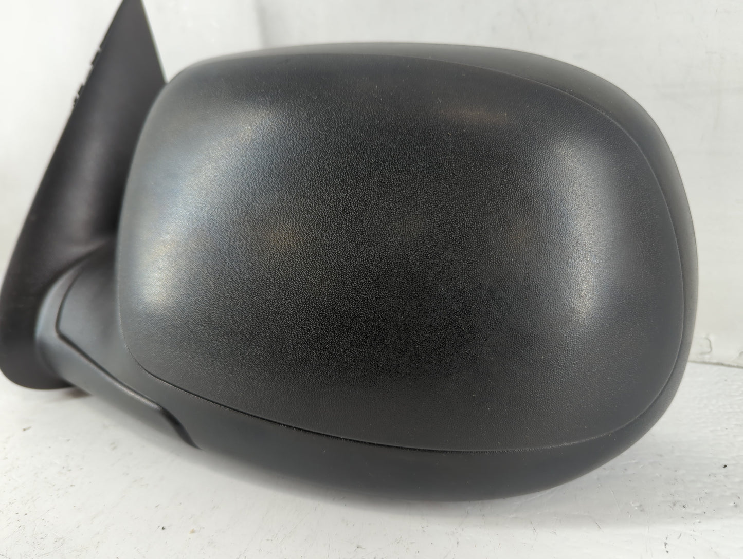 2003-2006 Chevrolet Avalanche 1500 Driver Side View Mirror - Left Door Mirror OEM Used - Oemusedautoparts1.com