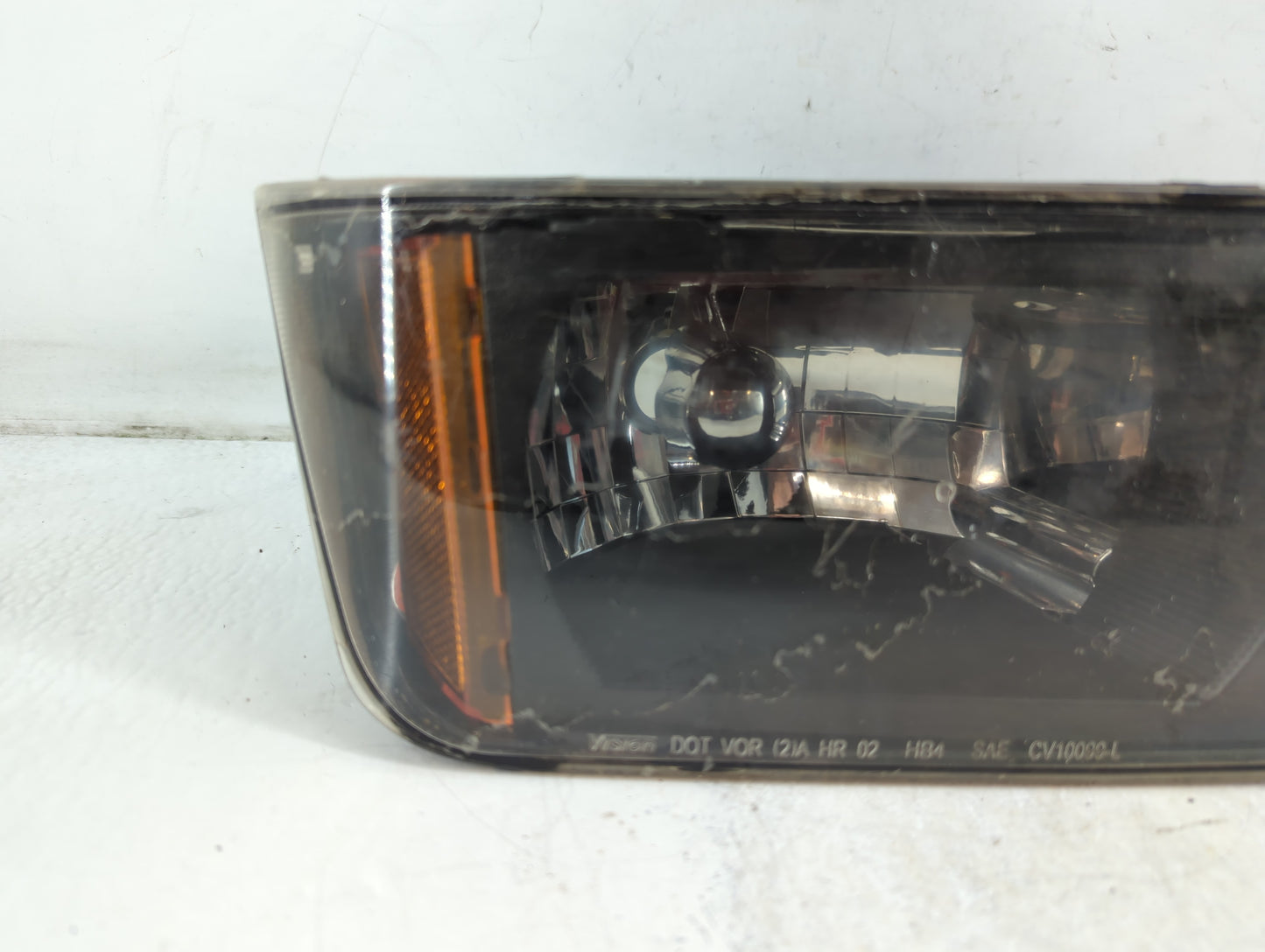 2003 Avalanche 1500 Passenger Right Oem Head Light Headlight Lamp - Oemusedautoparts1.com