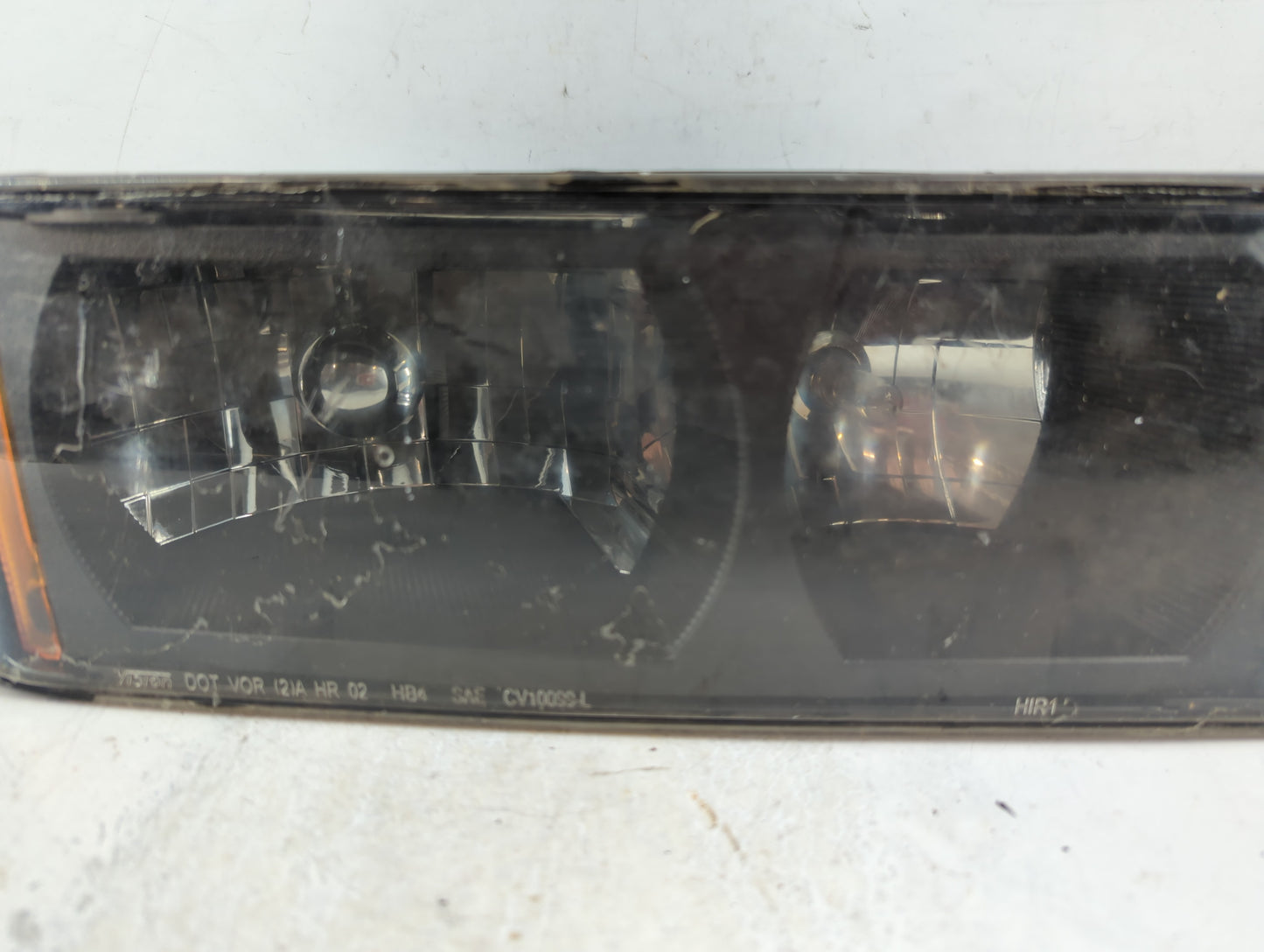 2003 Avalanche 1500 Passenger Right Oem Head Light Headlight Lamp - Oemusedautoparts1.com