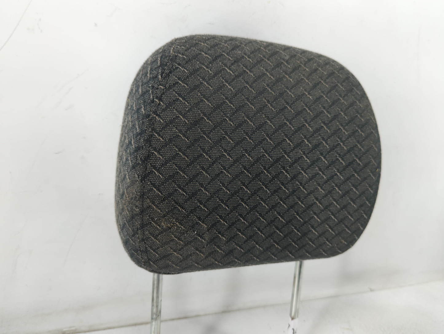 2003-2006 Chevrolet Avalanche 1500 Headrest Head Rest Front Driver Passenger Seat Fits Fits 2003 2004 2005 2006 OEM Used Aut