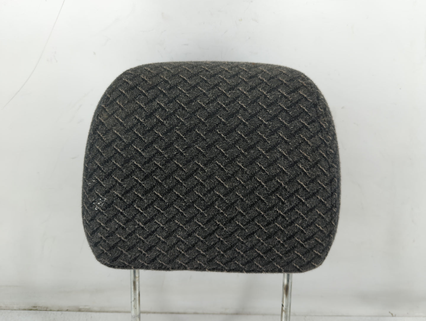 2003-2006 Chevrolet Avalanche 1500 Headrest Head Rest Front Driver Passenger Seat Fits Fits 2003 2004 2005 2006 OEM Used Aut