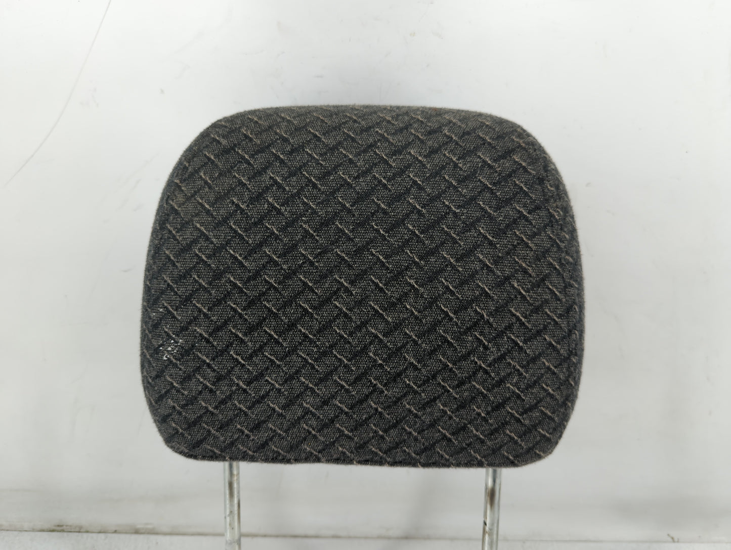 2003-2006 Chevrolet Avalanche 1500 Headrest Head Rest Front Driver Passenger Seat Fits Fits 2003 2004 2005 2006 OEM Used Aut