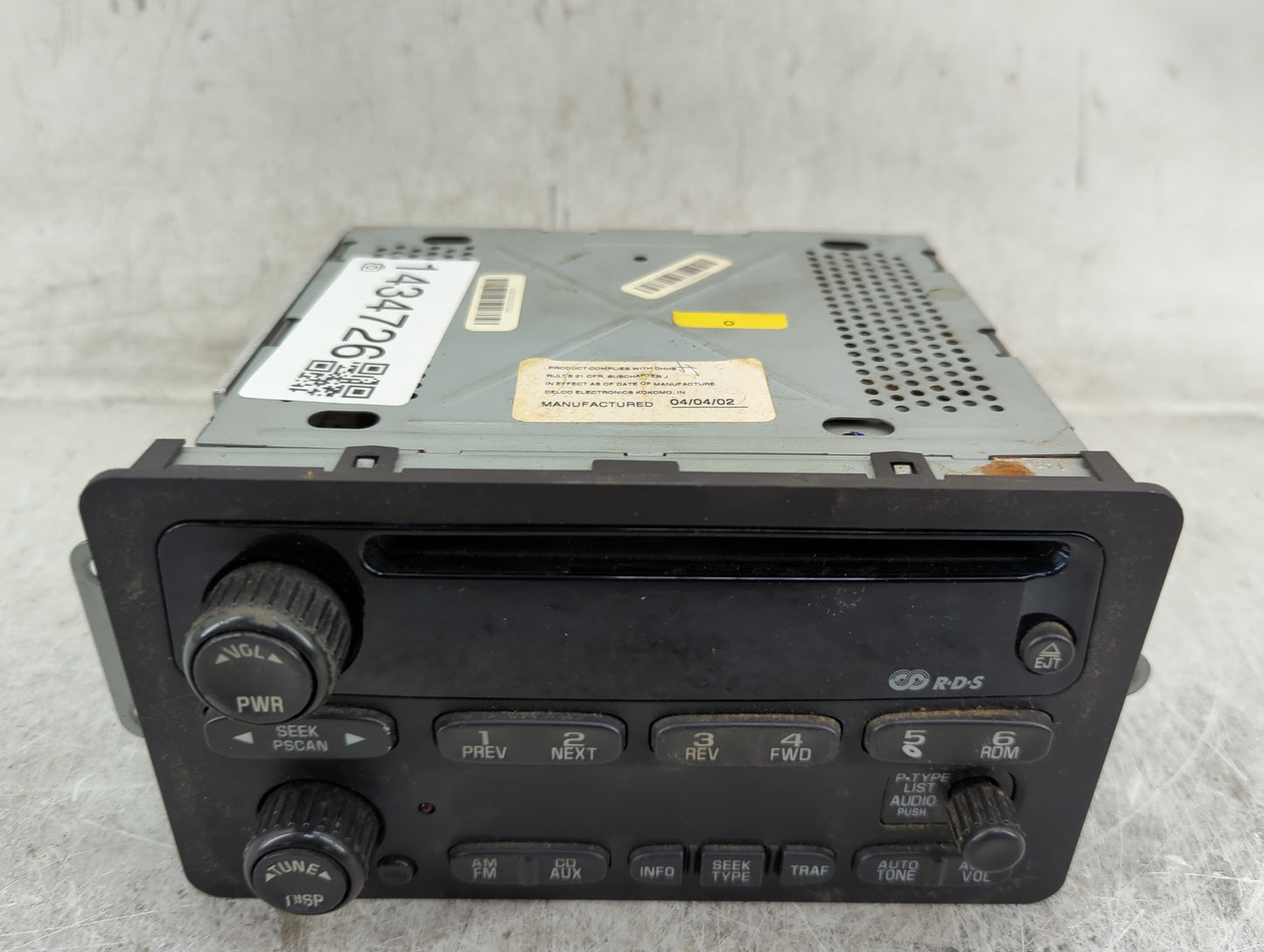 2002-2003 Chevrolet Blazer Radio AM FM Cd Player Receiver Replacement P/N:15091316 12220848 Fits Fits 2002 2003 OEM Used Aut