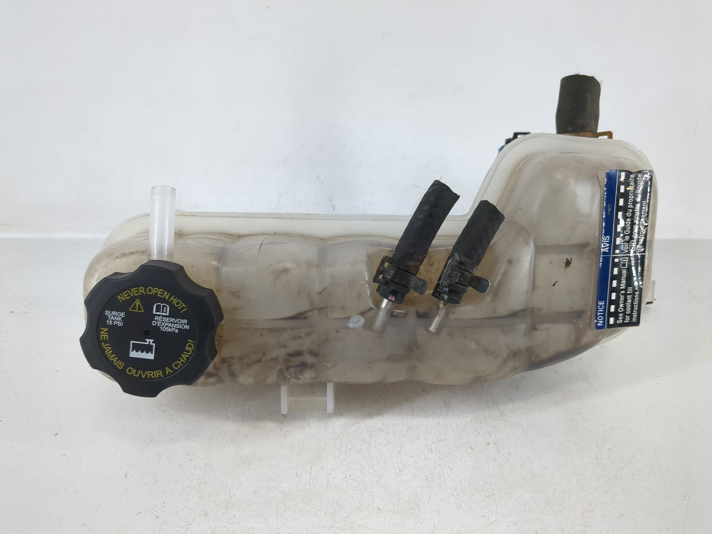 2002 Chevrolet Cavalier Radiator Coolant Overflow Expansion Tank Bottle - Oemusedautoparts1.com
