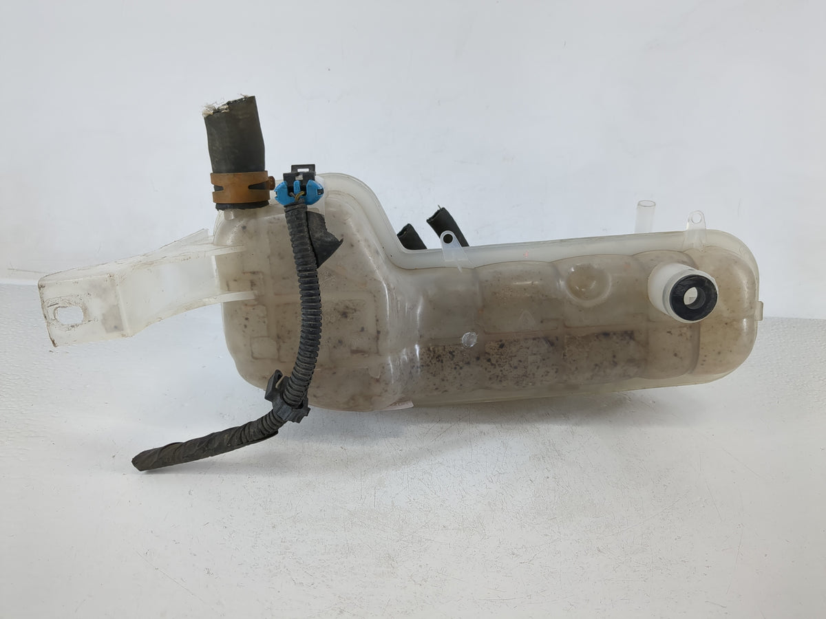 2002 Chevrolet Cavalier Radiator Coolant Overflow Expansion Tank Bottle 1168127 - Oemusedautoparts1.com