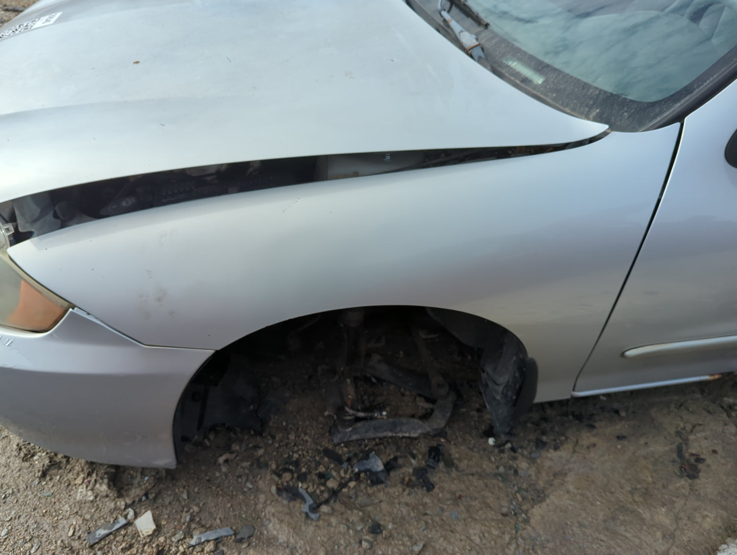 2003-2005 Chevrolet Cavalier Driver Fender - Oemusedautoparts1.com