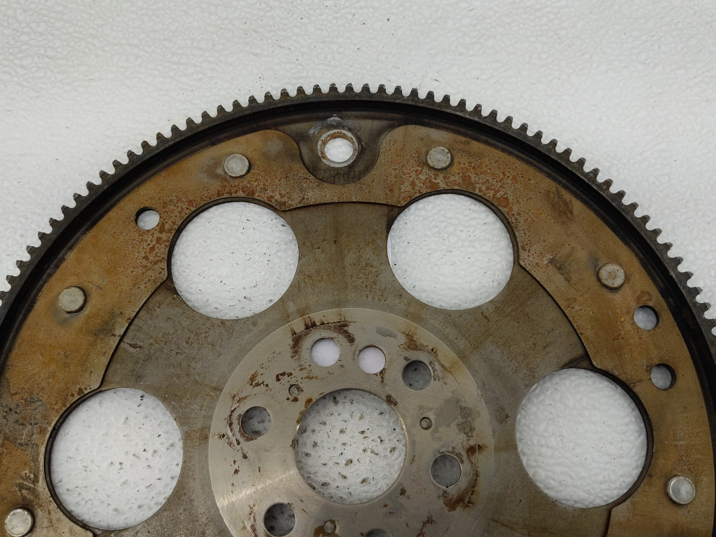 2002-2005 Chevrolet Cavalier Transmission Flywheel Flexplate P/N:09128397 Fits OEM Used Auto Parts - Oemusedautoparts1.com