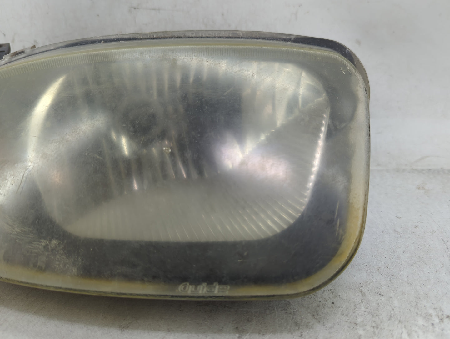 2003 Chevrolet Cavalier Passenger Right Oem Head Light Headlight Lamp - Oemusedautoparts1.com