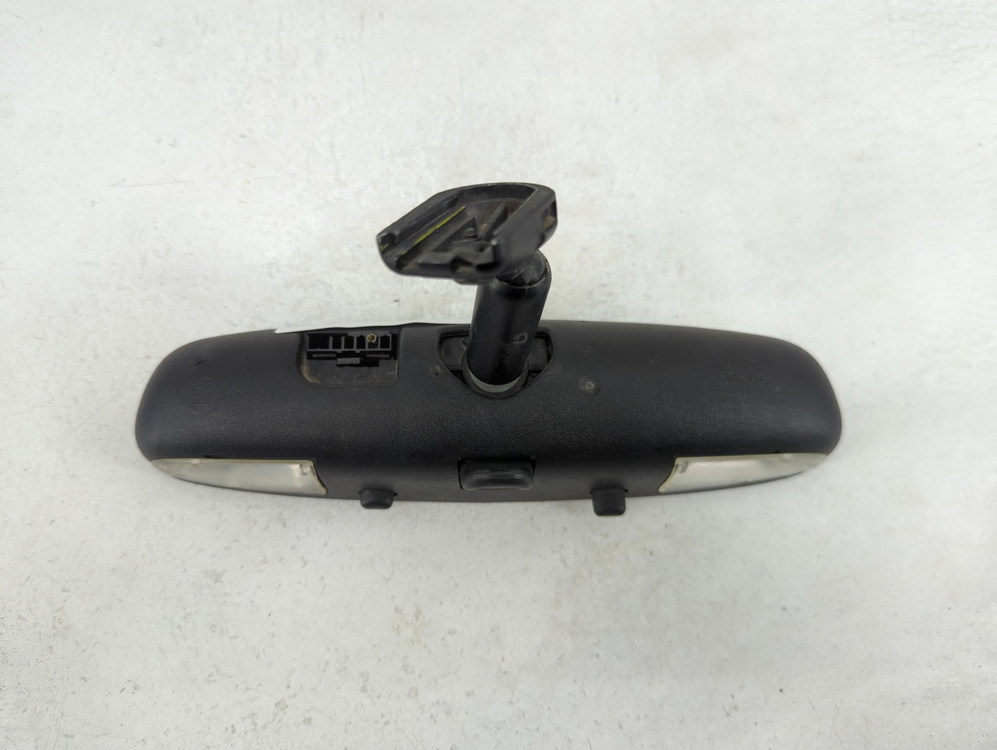 2000-2005 Chevrolet Cavalier Interior Rear View Mirror Replacement OEM P/N:E11015315 Fits OEM Used Auto Parts - Oemusedautop