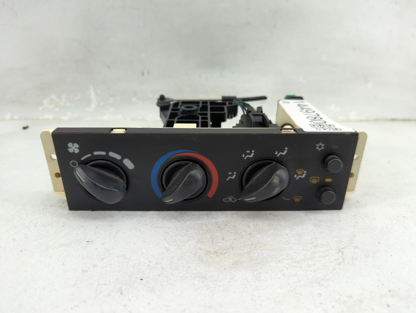 2003-2005 Chevrolet Cavalier Climate Control Module Temperature AC/Heater Replacement P/N:52497504 Fits Fits 2003 2004 2005 
