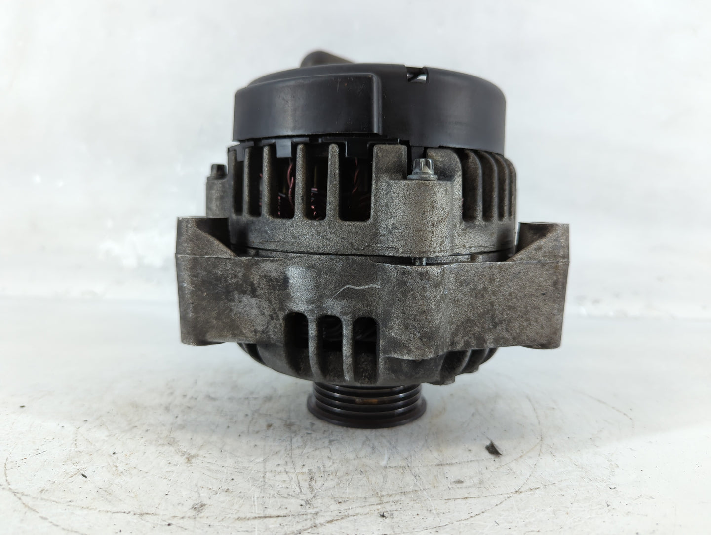 2003-2004 Chevrolet Express 2500 Alternator Replacement Generator Charging Assembly Engine OEM Fits Fits 2002 2003 2004 2005