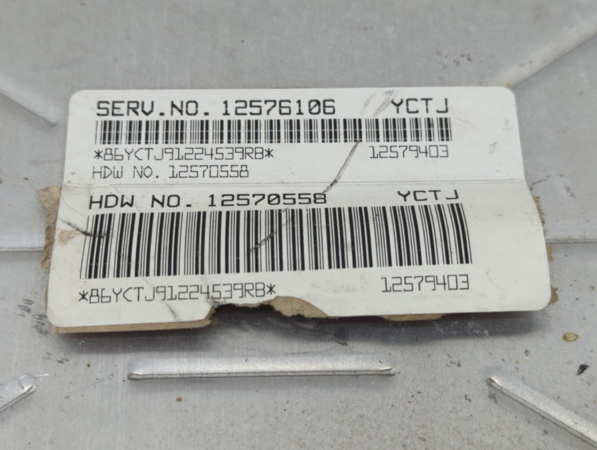 2003 Chevrolet Express 3500 PCM Engine Control Computer ECU ECM PCU OEM P/N:12576106 Fits 2004 OEM Used Auto Parts - Oemused