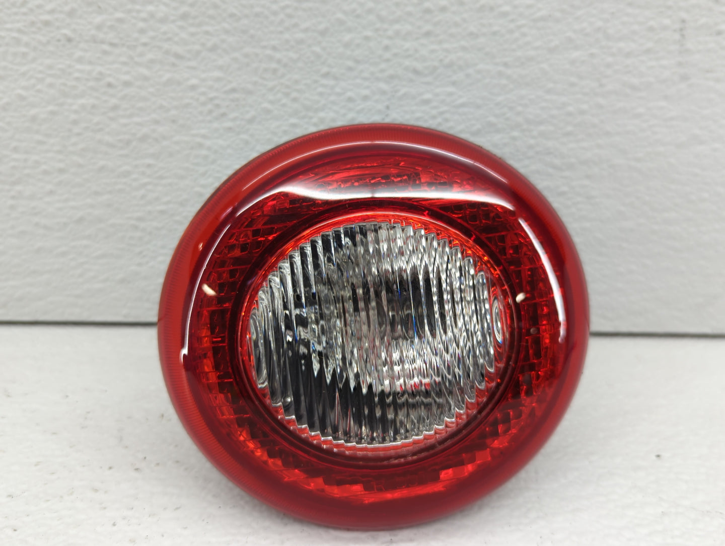2006-2011 Chevrolet Hhr Tail Light Assembly Driver Left OEM P/N:15821823 22727296 Fits Fits 2006 2007 2008 2009 2010 2011 OE