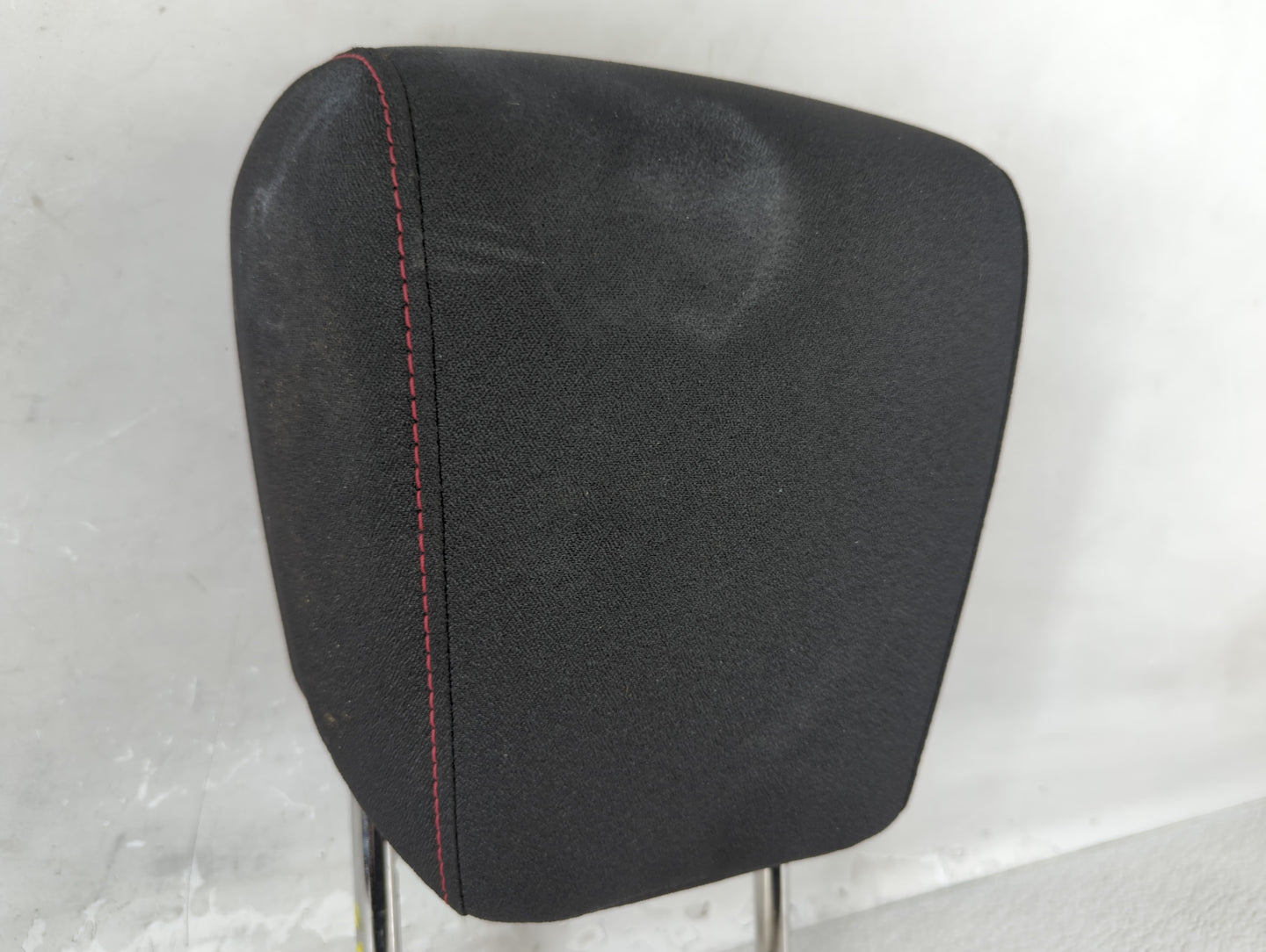 2002-2005 Chevrolet Impala Headrest Head Rest Front Driver Passenger Seat Fits Fits 2002 2003 2004 2005 OEM Used Auto Parts 