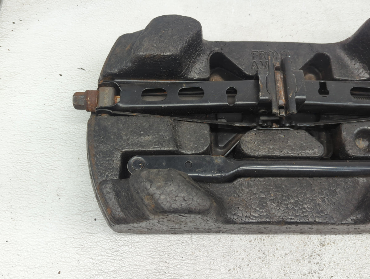 Chevrolet Impala Spare Scissor Car Jack 1086067 - Oemusedautoparts1.com
