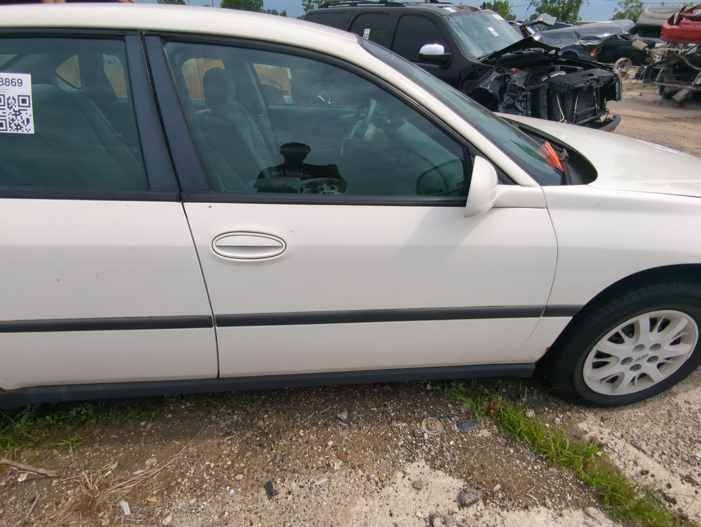 2000-2005 Chevrolet Impala Passenger Front Door Oem - Oemusedautoparts1.com