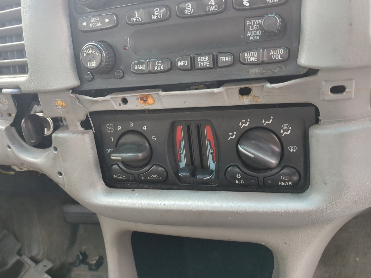 2000-2003 Chevrolet Impala Climate Control Module Temperature AC/Heater Replacement Fits Fits 2000 2001 2002 2003 OEM Used A
