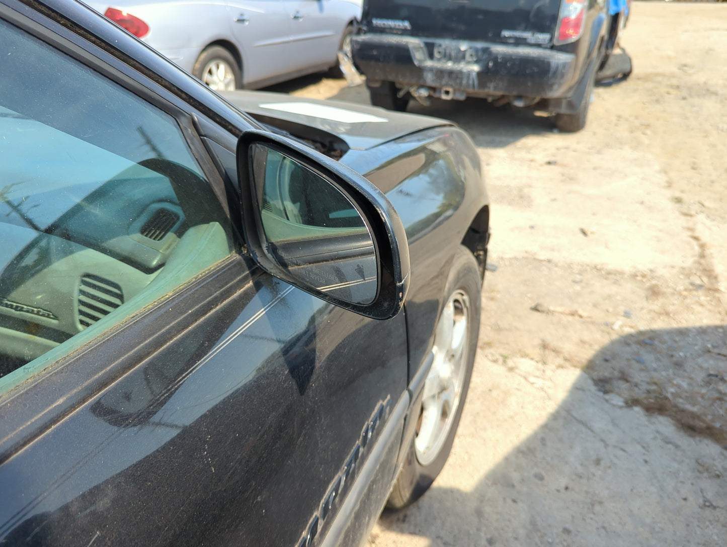 2000-2005 Chevrolet Impala Passenger Side View Mirror - Right Door Mirror OEM Used - Oemusedautoparts1.com
