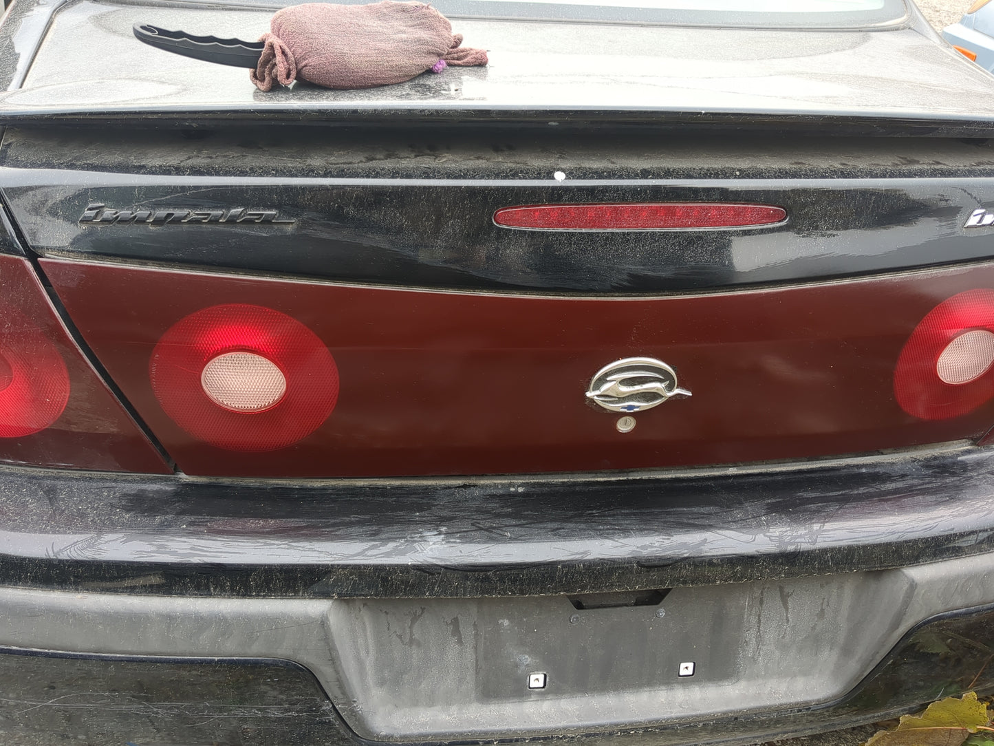 2002-2005 Chevrolet Impala Driver Left Side Deck Lid Mounted Tail Light - Oemusedautoparts1.com