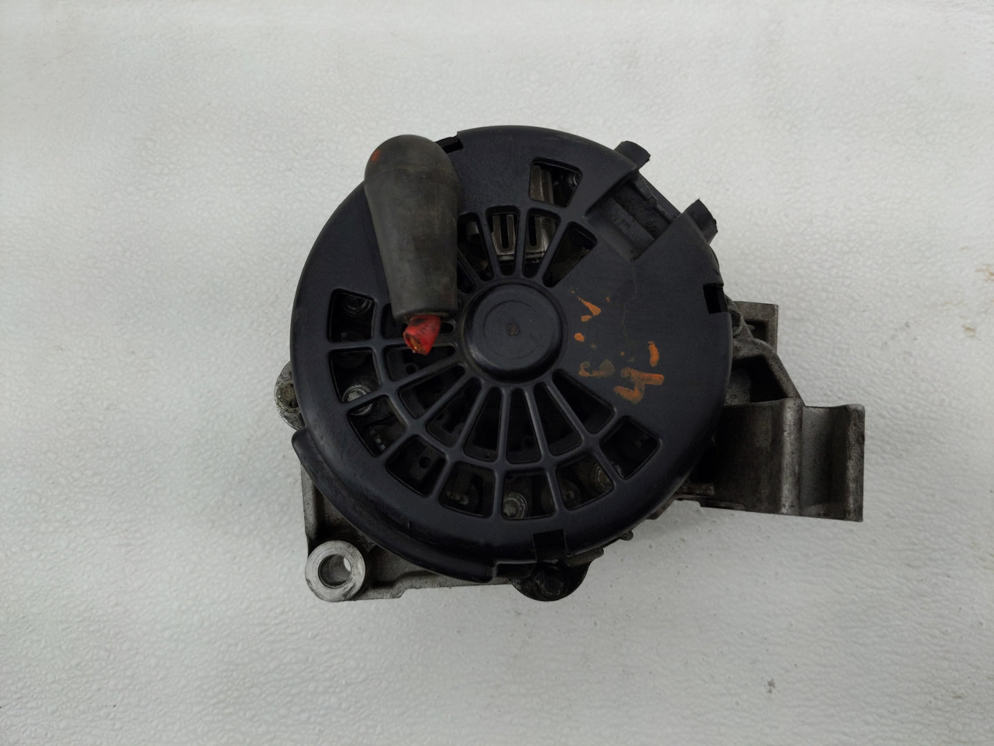 2003-2004 Chevrolet Impala Alternator Replacement Generator Charging Assembly Engine OEM Fits Fits 2003 2004 OEM Used Auto P