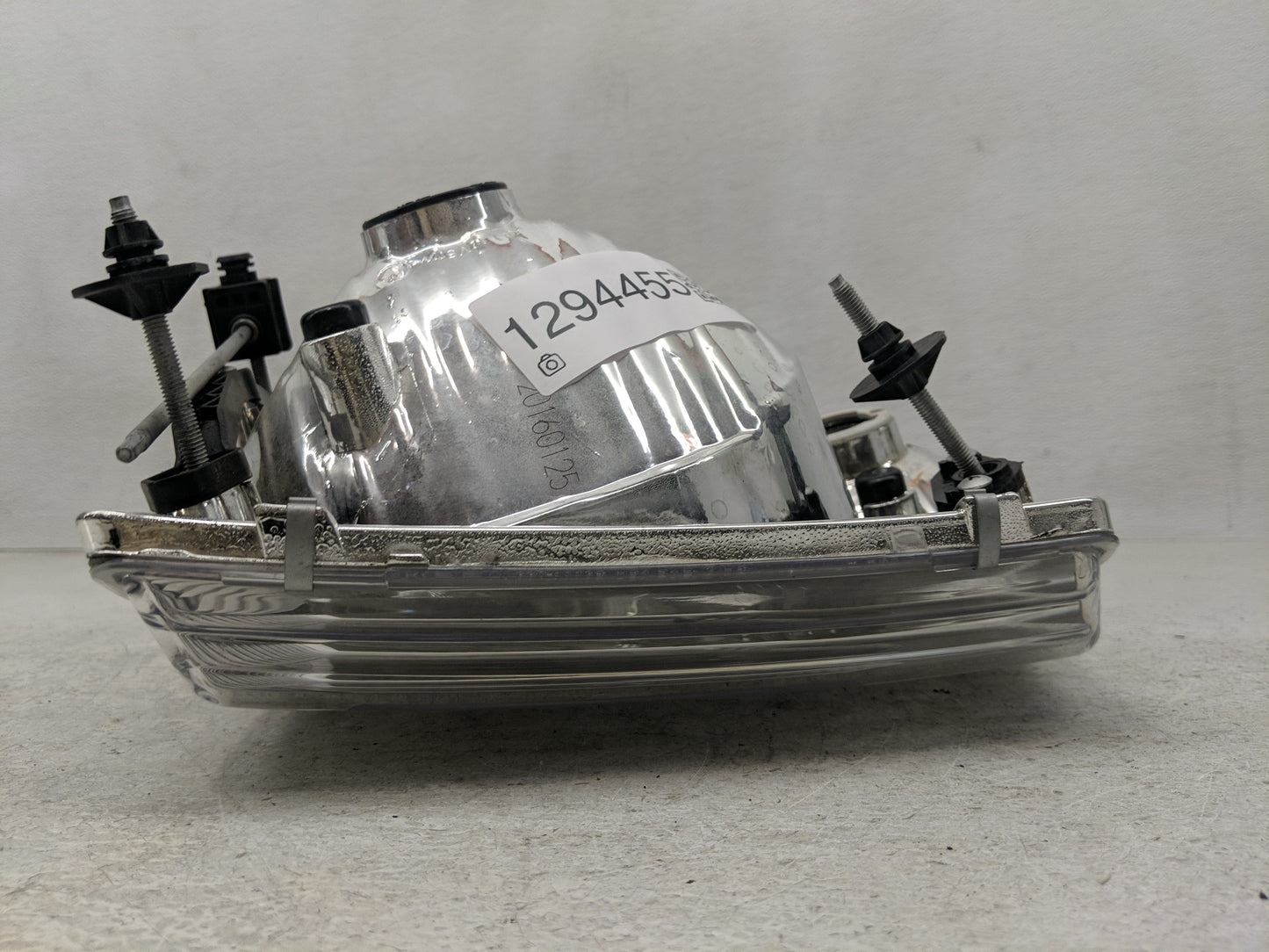 2000-2004 Chevrolet Impala Passenger Right Oem Head Light Headlight Lamp - Oemusedautoparts1.com